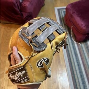 12 3/5 Rawlings Heart of the Hide unique color combo. Expertly broken in.